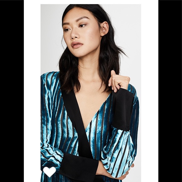 Diane von Furstenberg Cross Over Velvet Blouse - Picture 4 of 8